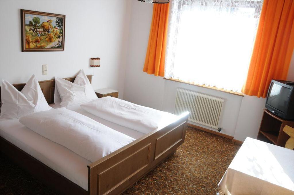 Gasthof-Pension Ortner Stadl an der Mur Quarto foto